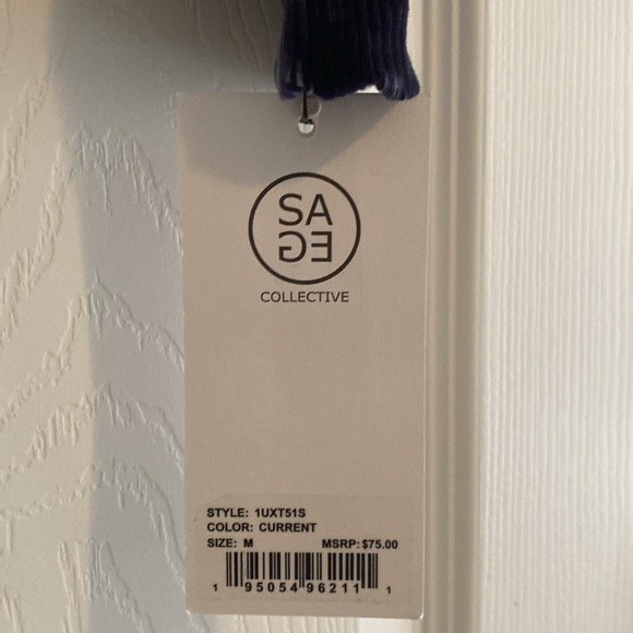 Brand New Sage Collective Stretch Top - Picture 4 of 6